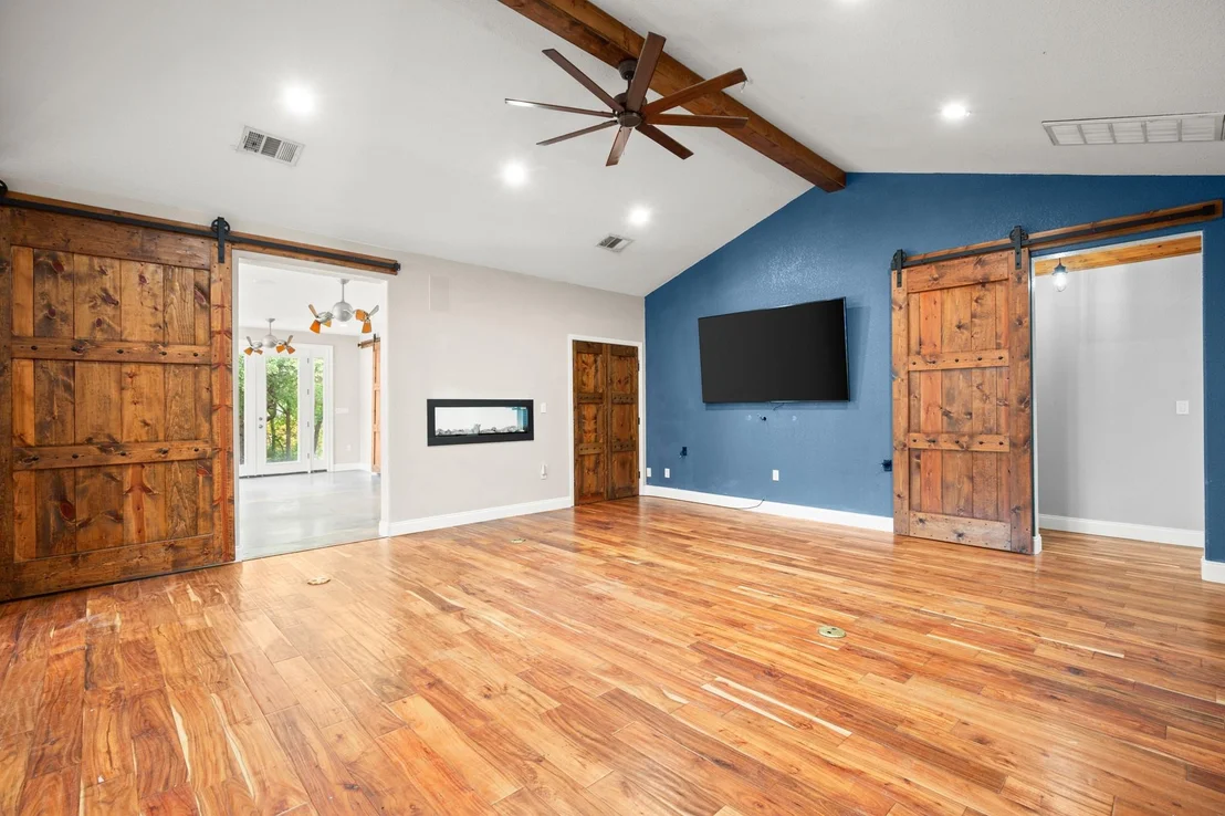 Photo of 10204 Oak Grove CIR