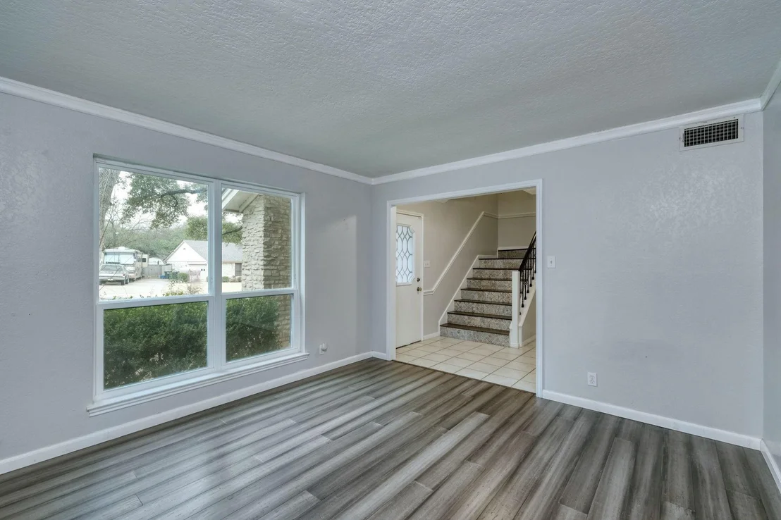 Photo of 210 River Bow DR