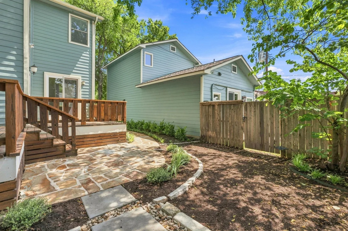Photo of 4519 Depew Ave