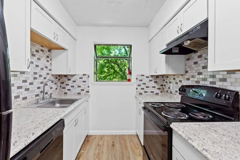 Photo of 1907 W LOOP