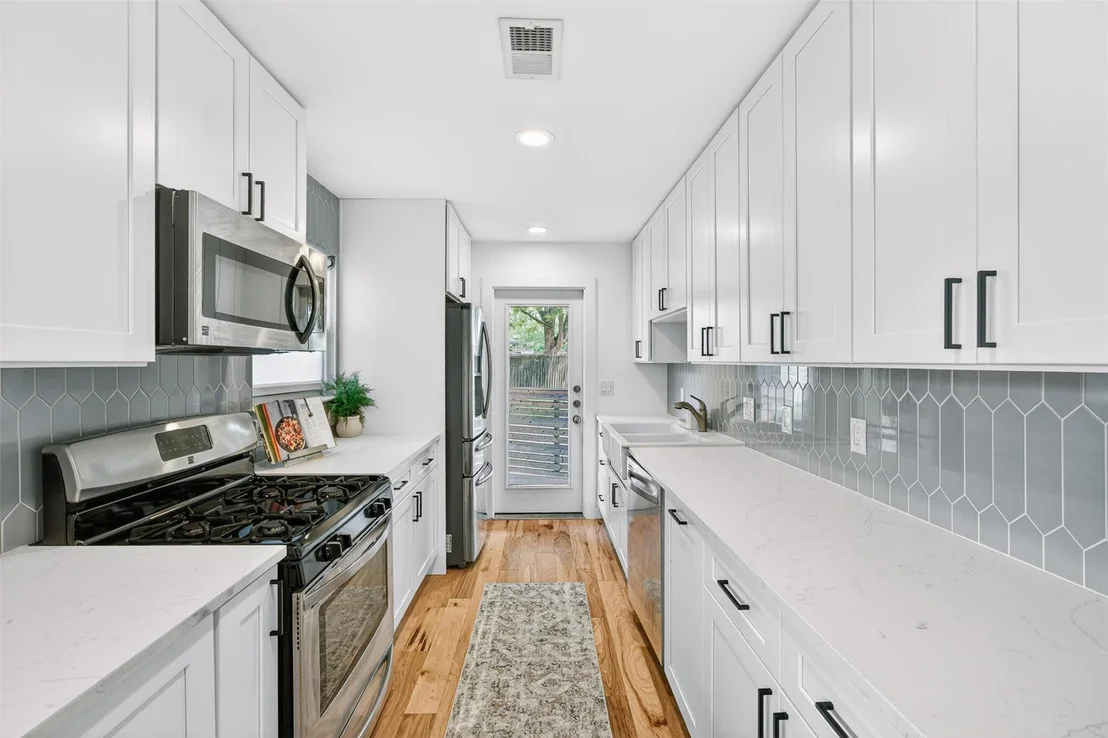 Photo of 3005 Birdwood CIR