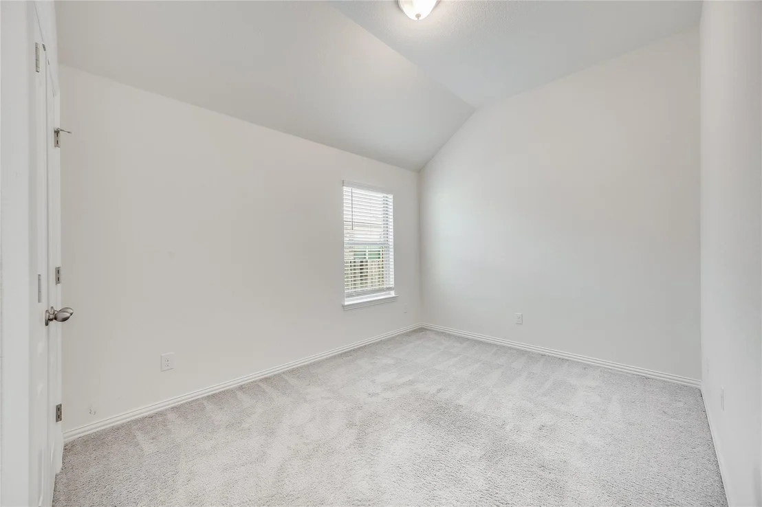 Photo of 5909 Toscana TRCE
