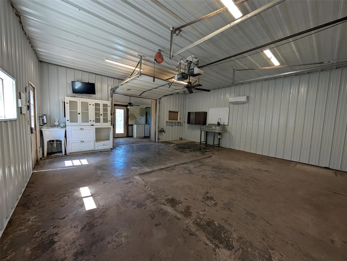 Photo of 250 Kothmann RD