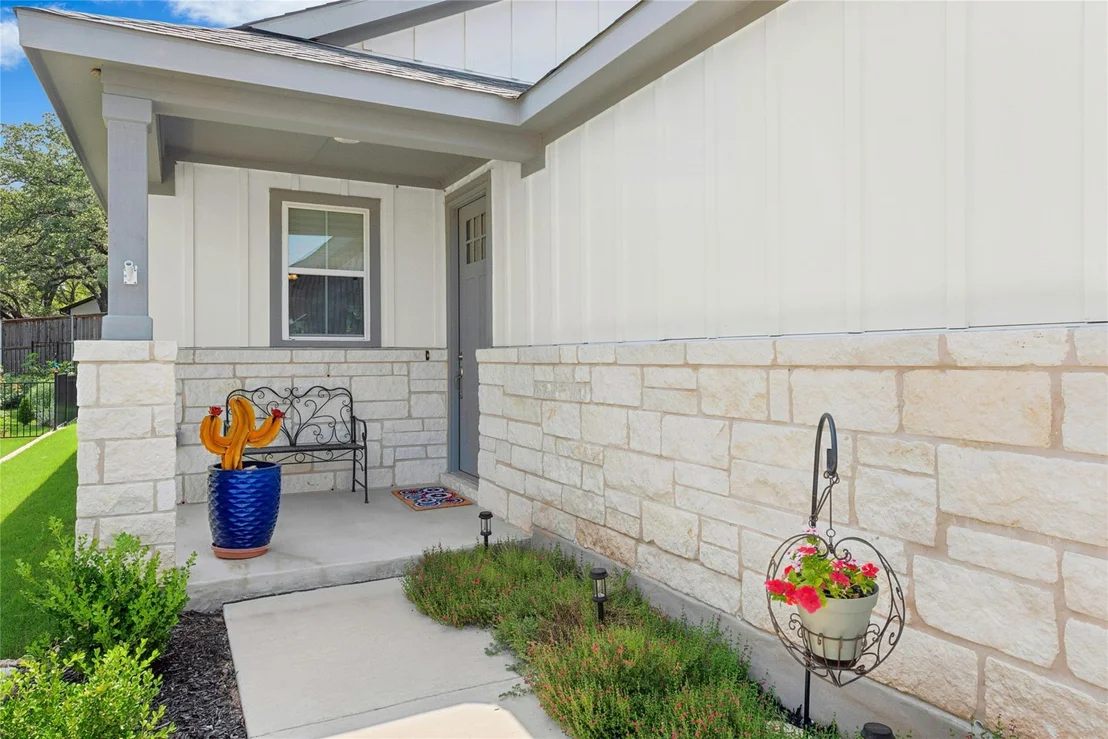 Photo of 746 Livewater LN
