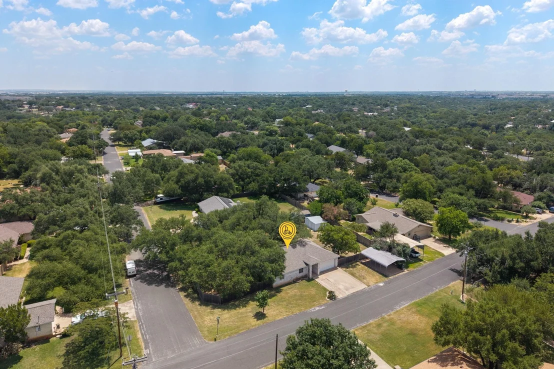 Photo of 201 Pecan LN