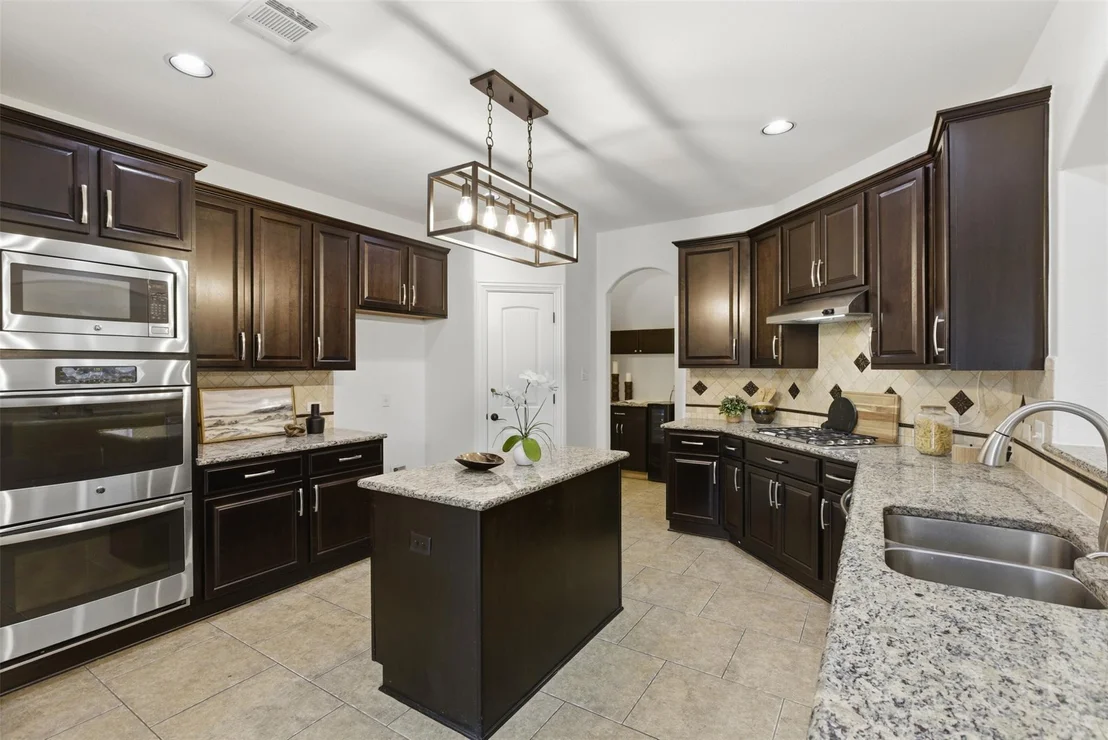 Photo of 1126 Enclave WAY