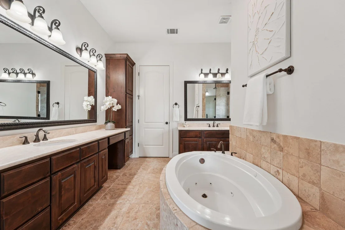 Photo of 1104 Squaw VLY