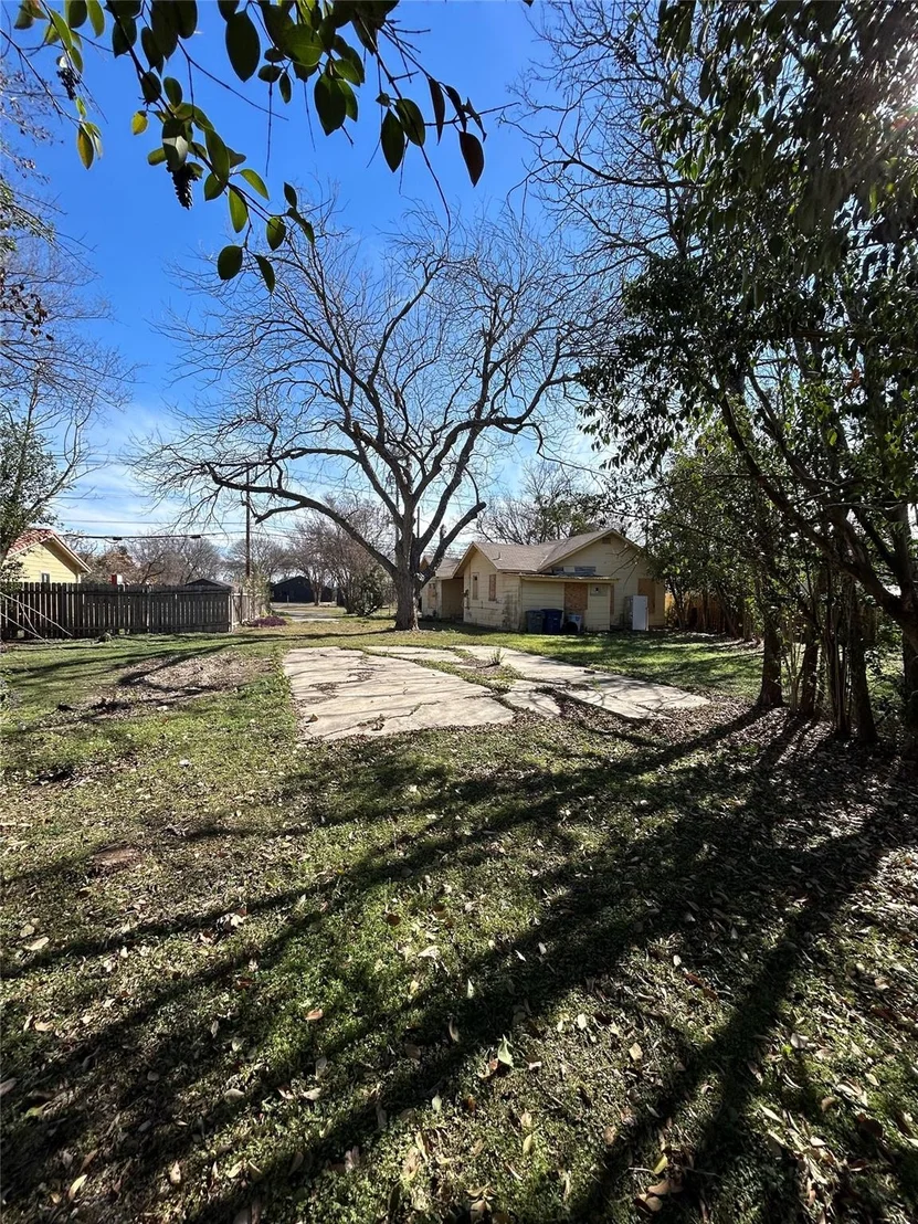 Photo of 4322 James Casey ST