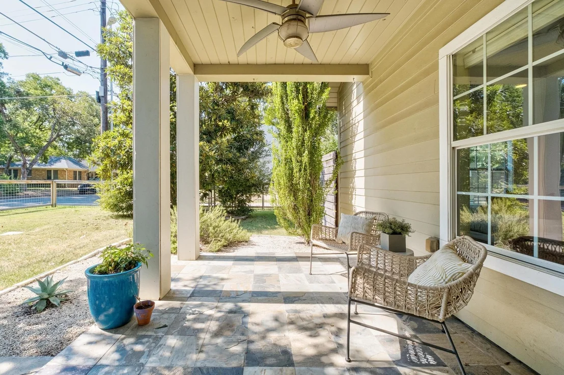 Photo of 3612 Oakmont BLVD