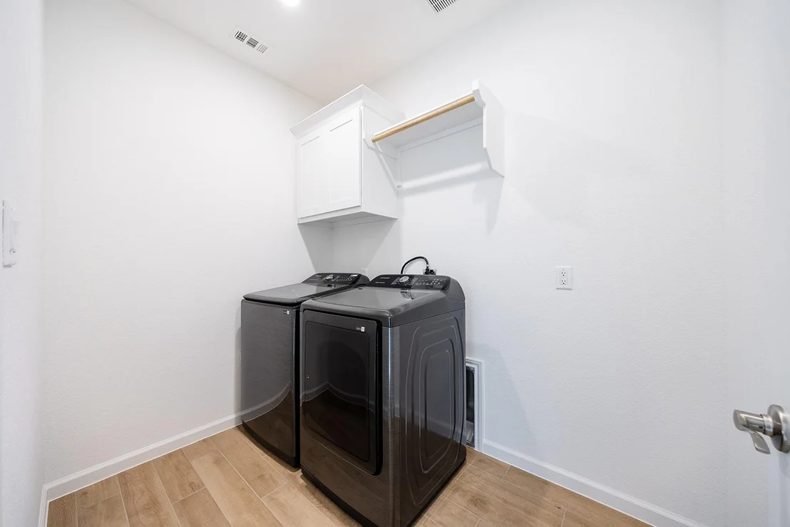 Photo of 211 Dycus BND