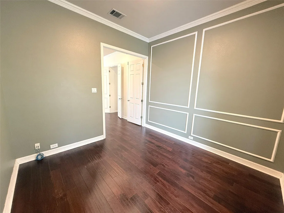 Photo of 14936 Thatcher DR
