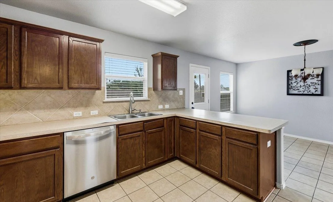 Photo of 211 Falcon LN