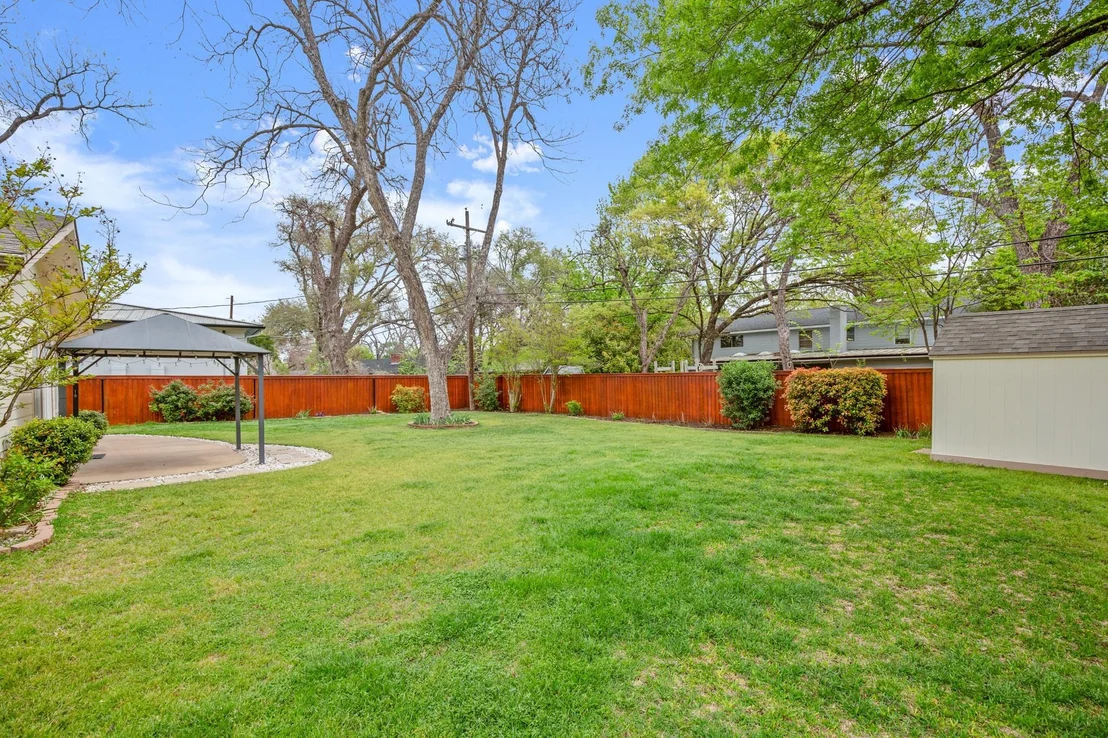 Photo of 6311 Treadwell BLVD