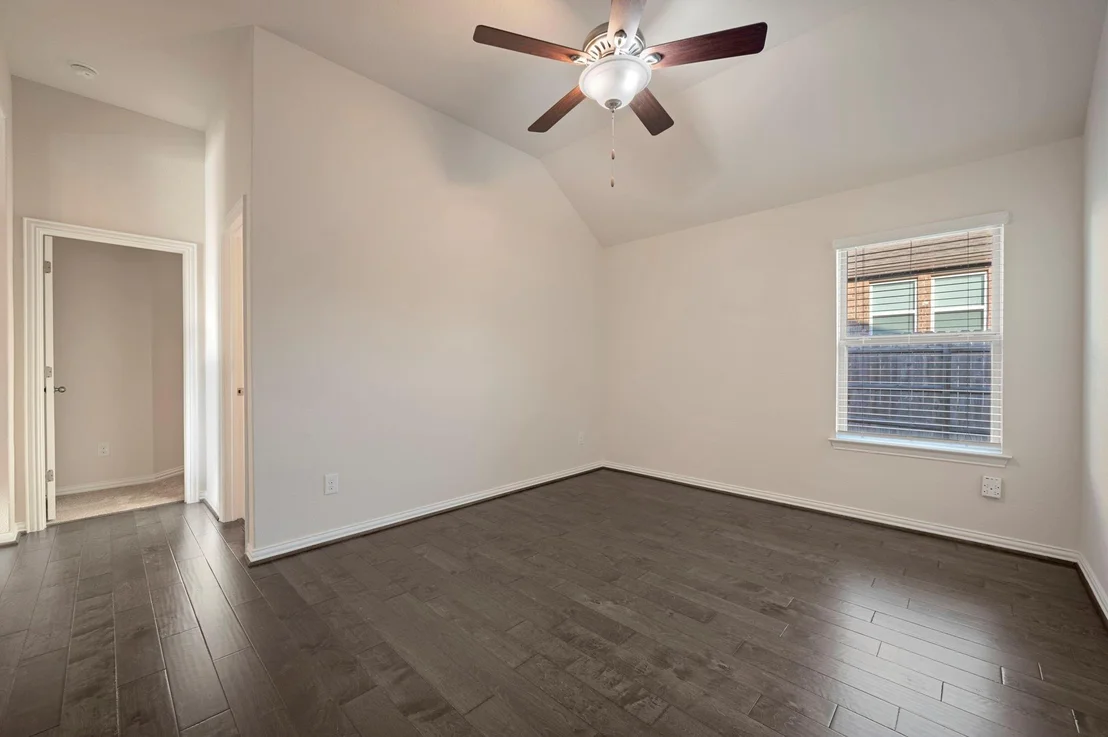 Photo of 5701 Como CV