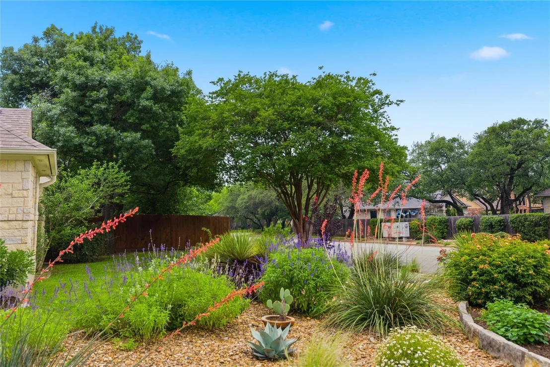 Photo of 6513 Way LN