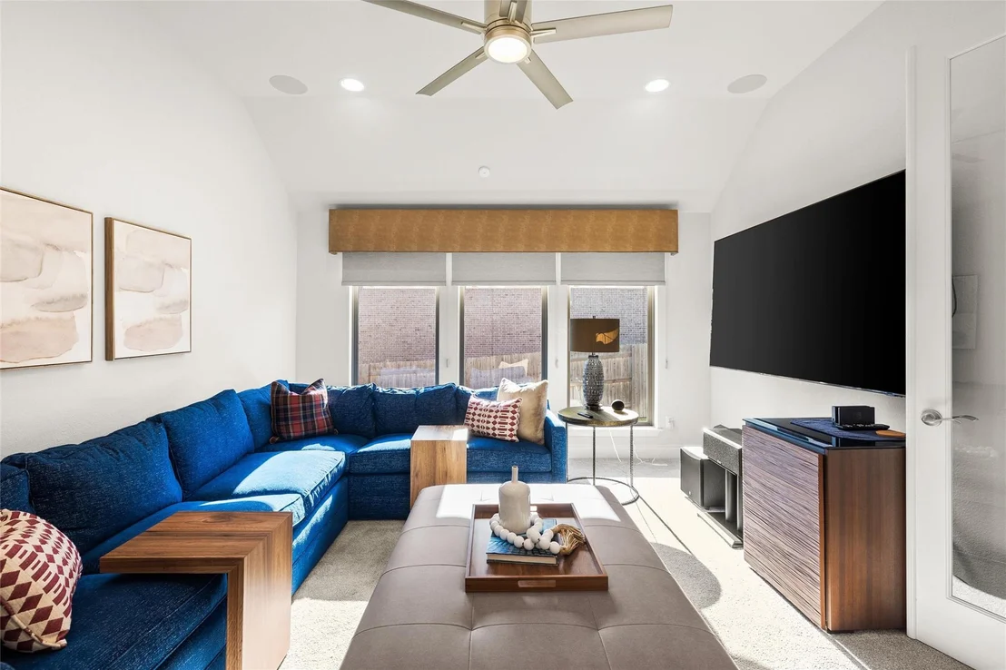Photo of 216 Indian Grass CV