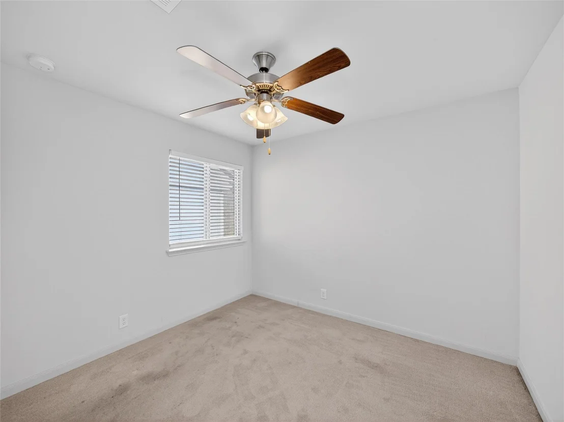 Photo of 410 Broad Peak RD