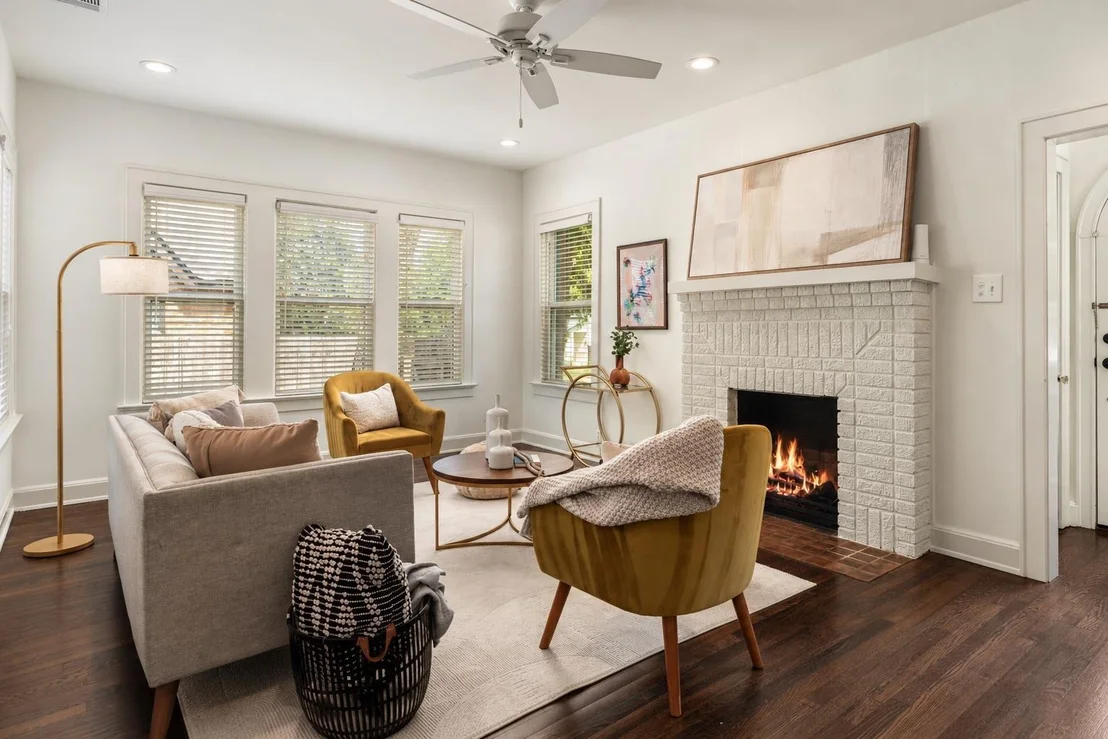 Photo of 1612 Travis Heights BLVD