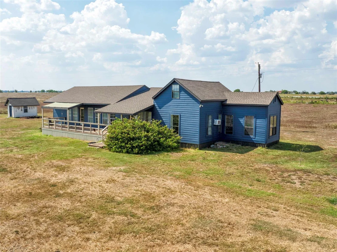 Photo of 398 County Road 264 RD