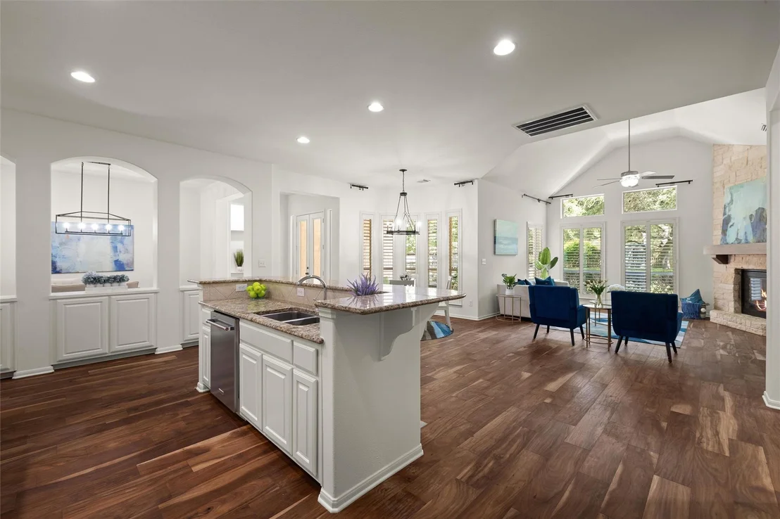 Photo of 101 Monarch LN