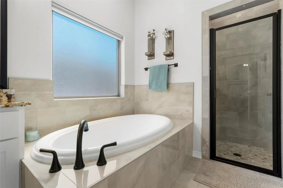 Photo of 812 Eagle Crest CV