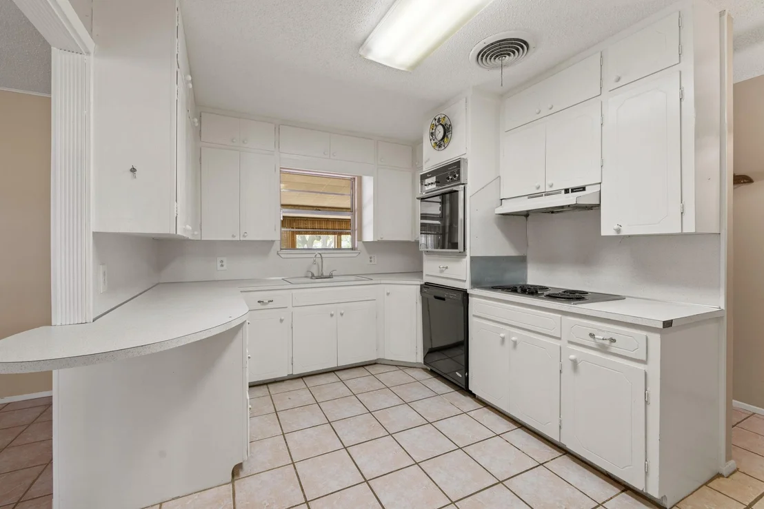 Photo of 606 Cedar DR