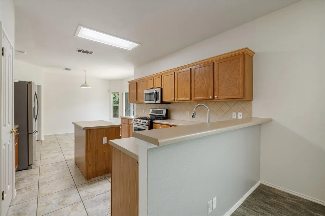 Photo of 407 N Lori CIR