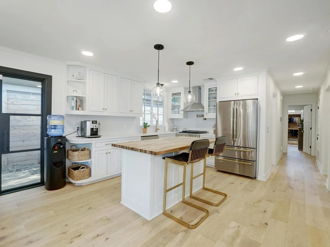 Photo of 2413 Winsted LN