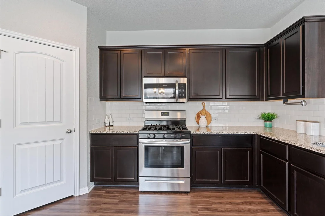Photo of 429 Dubina Ave