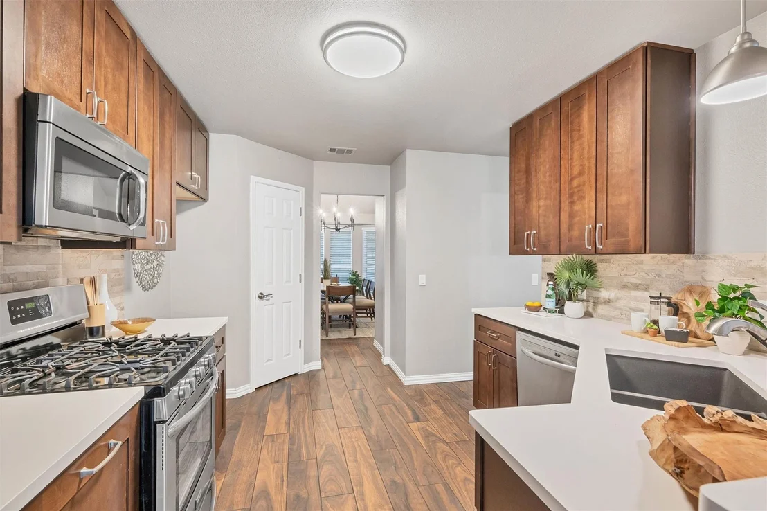 Photo of 1851 Greening WAY