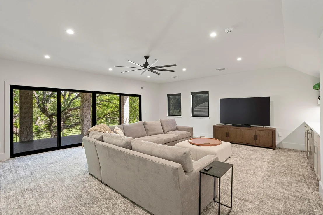 Photo of 12 Treehaven LN