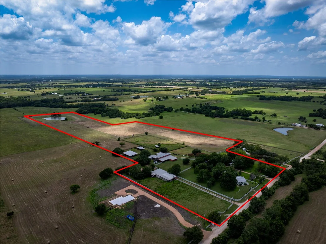 Photo of 1281 Post Oak Point RD
