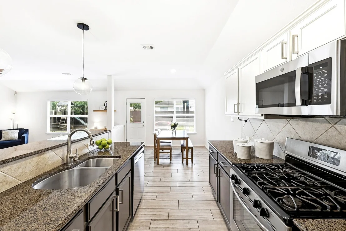 Photo of 184 Coral Stone TRL
