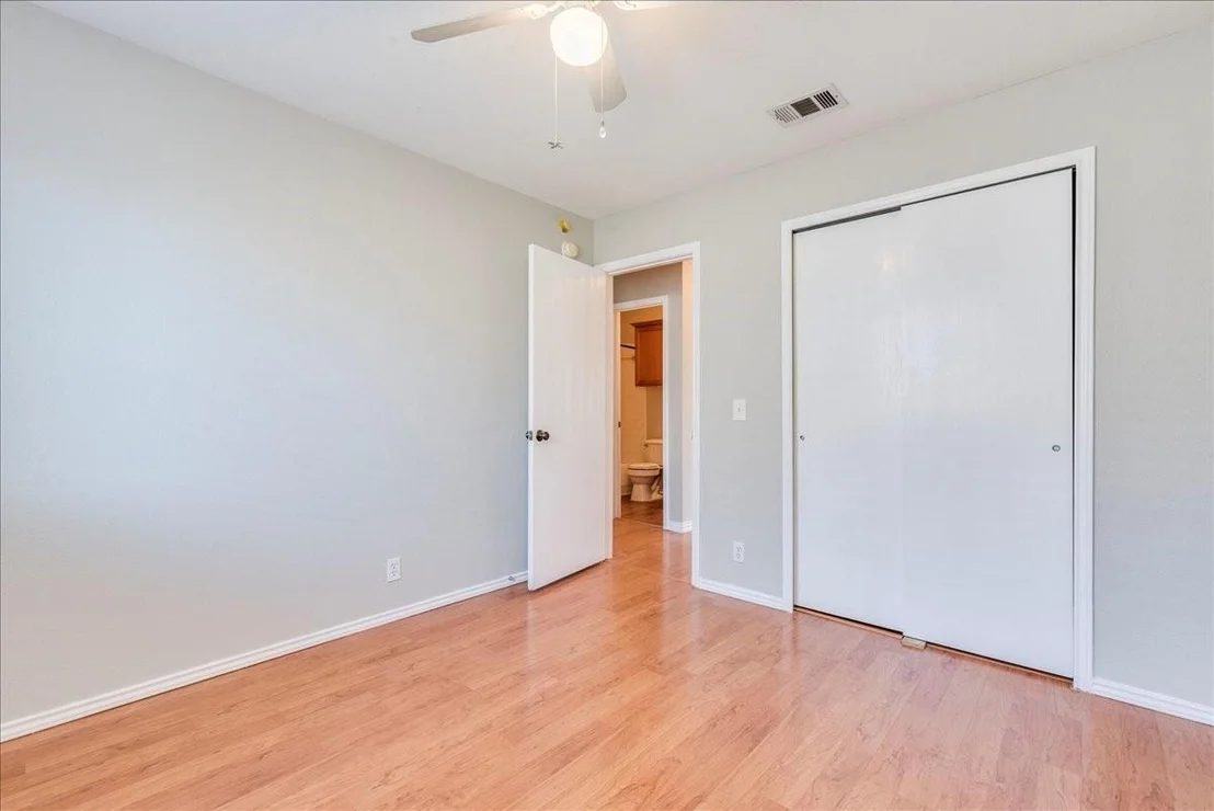 Photo of 255 Langely