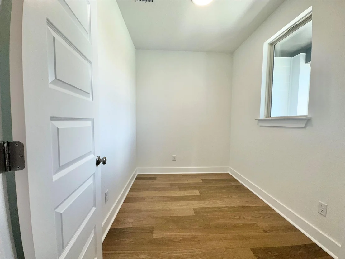 Photo of 300 Treadwell LN