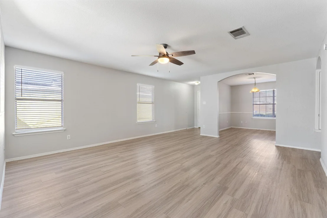 Photo of 607 Quincy DR