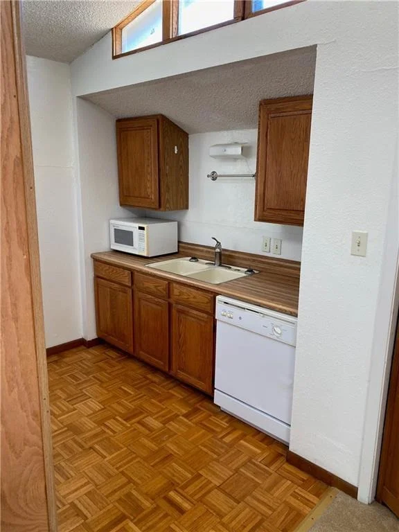 Photo of 1606 Wethersfield RD