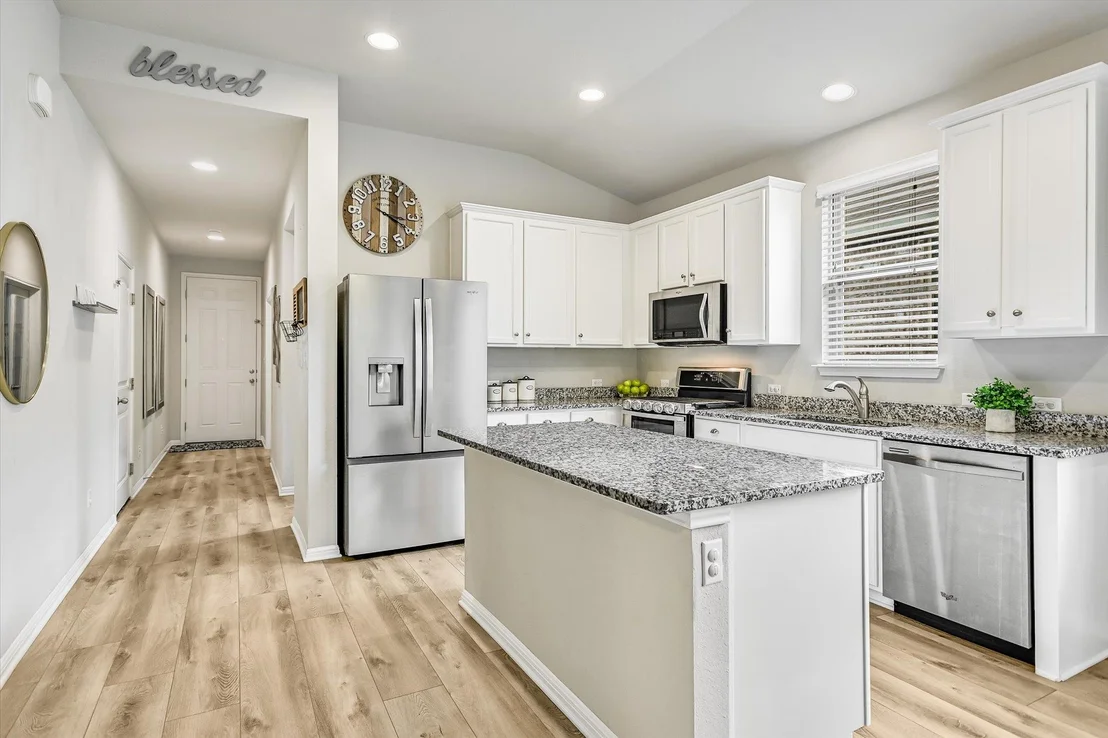 Photo of 1504 William Bee DR