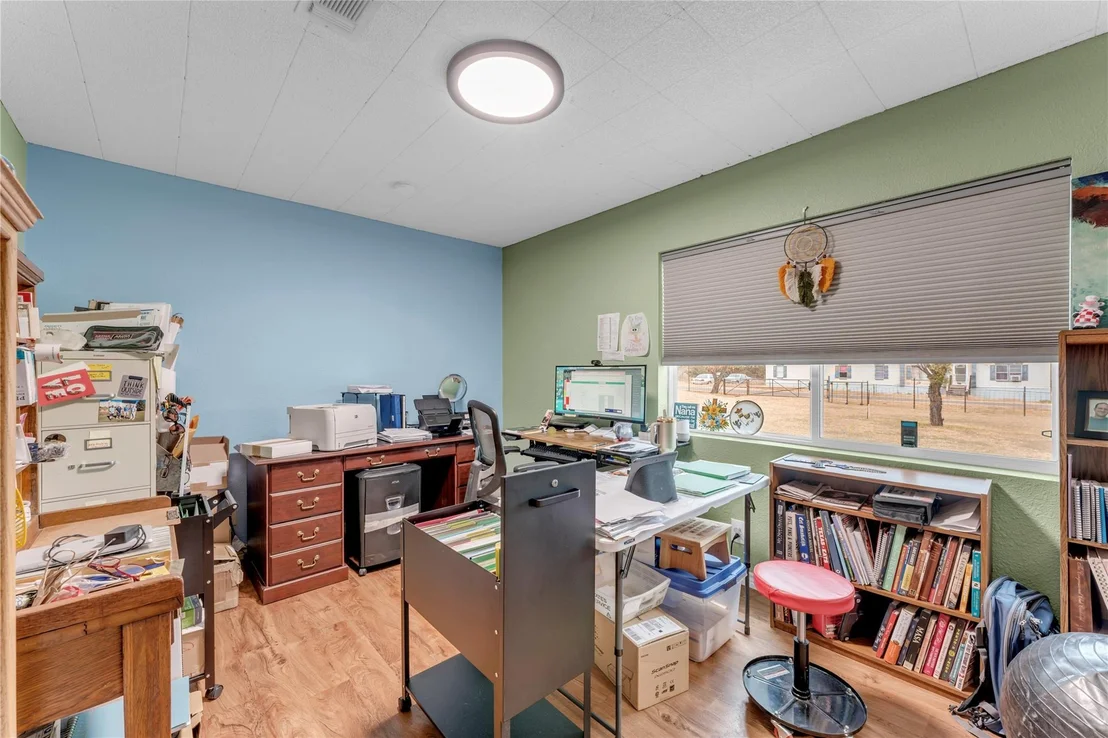 Photo of 312 Apache DR
