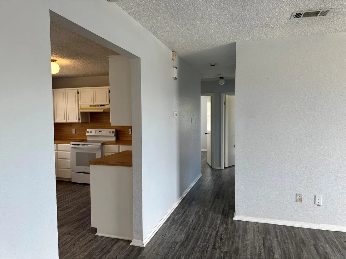 Photo of 2700 Boyd Ave