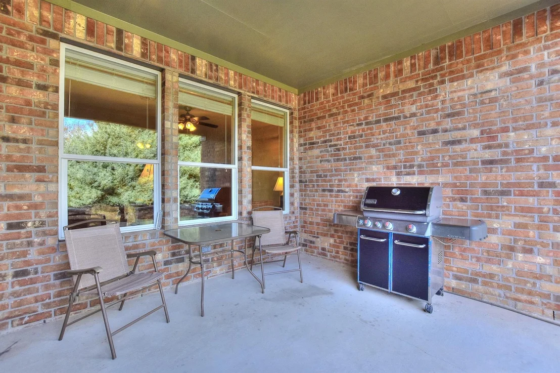 Photo of 107 Davis Mountain CIR