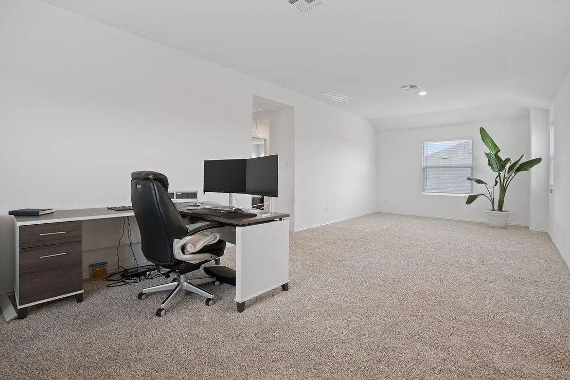 Photo of 125 Milliner LOOP