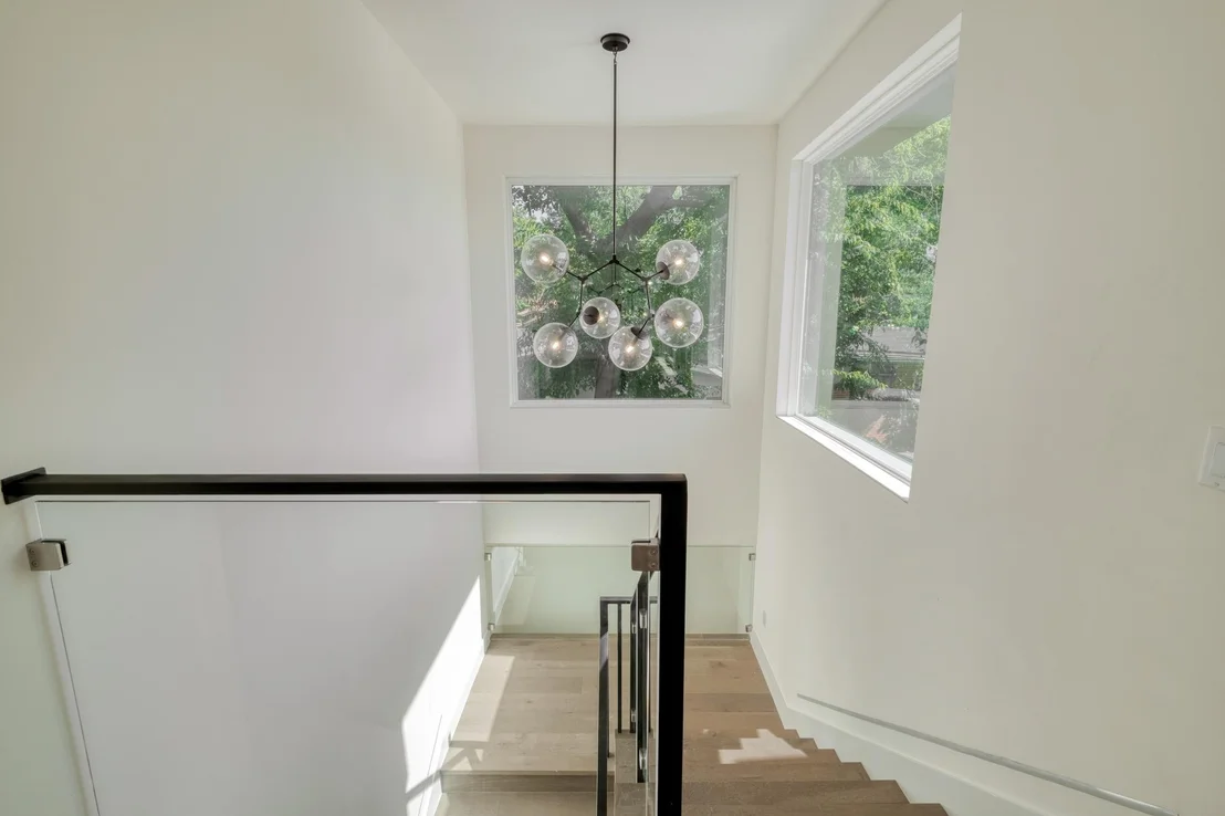 Photo of 5700 LOUISE LN