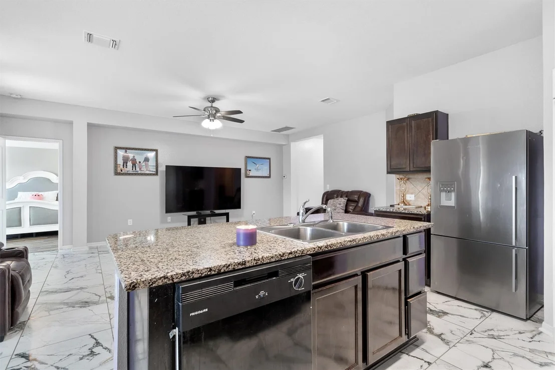 Photo of 15013 Roody LN