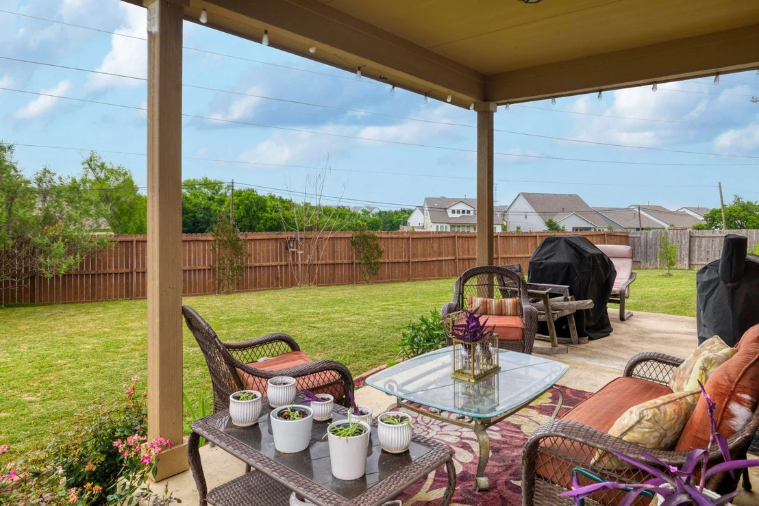 Photo of 588 Bottle Brush DR