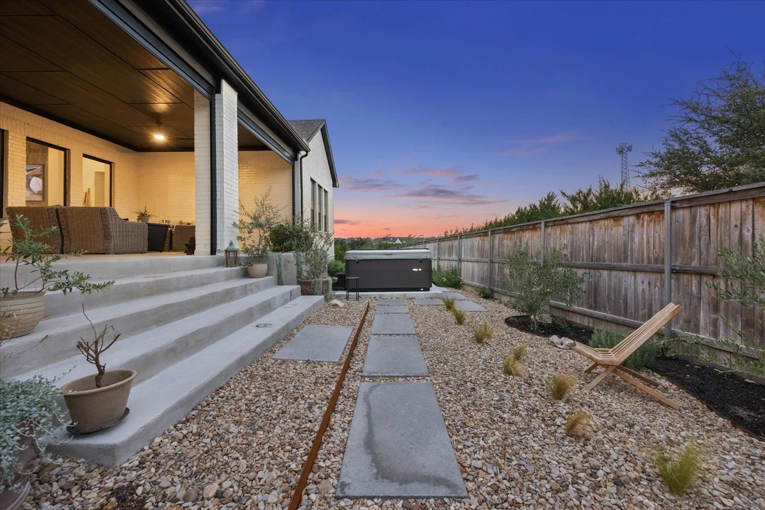 Photo of 437 Trabuco BND
