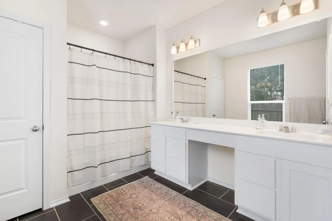 Photo of 109 Vickers ST