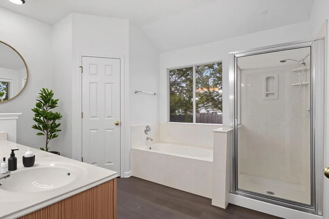 Photo of 1820 Mason Creek BLVD
