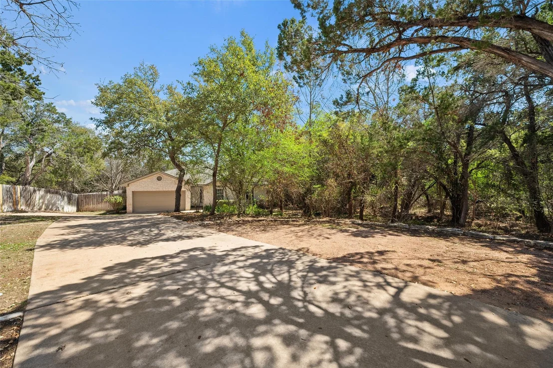 Photo of 5709 Hudson Bend RD