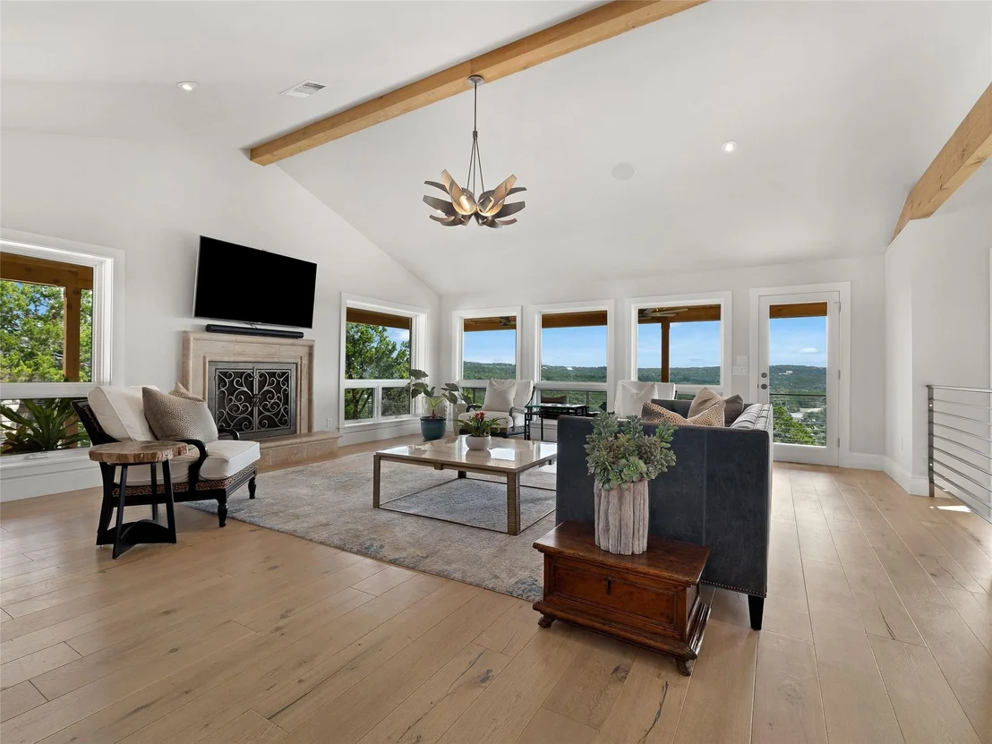Photo of 9102 N Madrone TRL